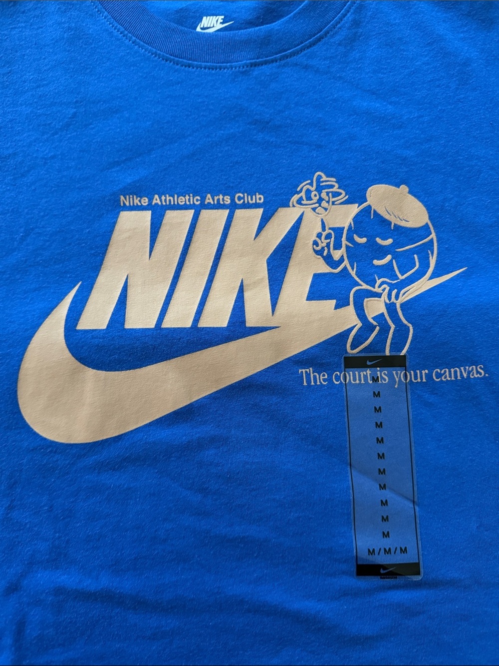 Nike Athletic Art Club “The Court is your Canvas” Blue T-Shirt NEW Size:M